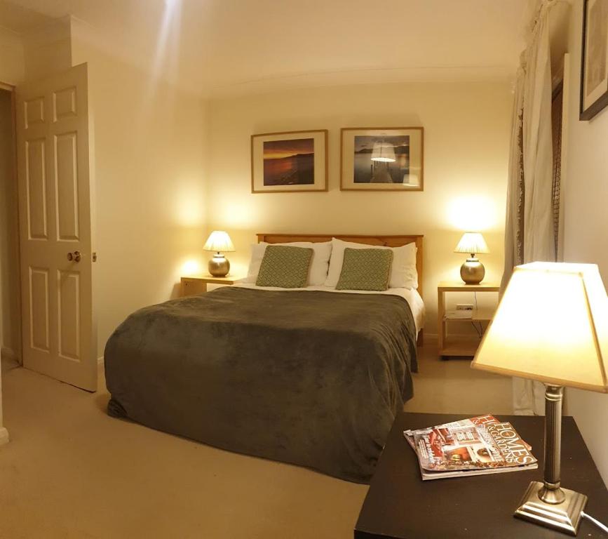 Double room with bathroom in central London - Vauxhall room 1